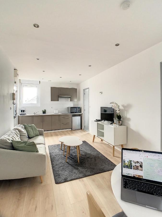 Appart Centre Ville Tout Confort 4Pers Gare Wifi Appartamento Amiens Esterno foto
