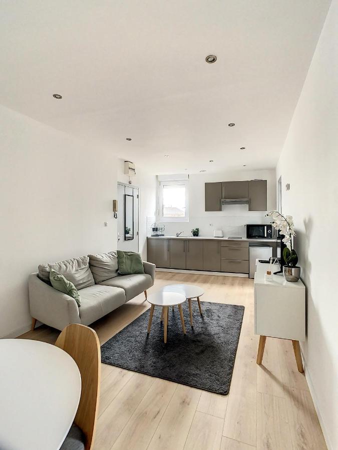 Appart Centre Ville Tout Confort 4Pers Gare Wifi Appartamento Amiens Esterno foto